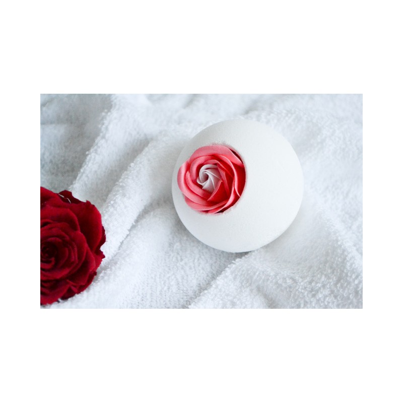 Bombe de bain effervescente Romantique Pour le Bain  Medusa OilBombe de bain effervescente Romantique  Pour le Bain Medusa Oi...